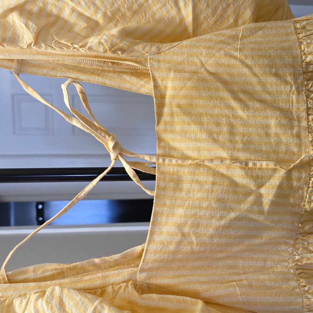 Jillian Harris x Joe Fresh Yellow Pinstripe Milkmaid Dress | Cotton Linen Blend - Picture 4 of 8